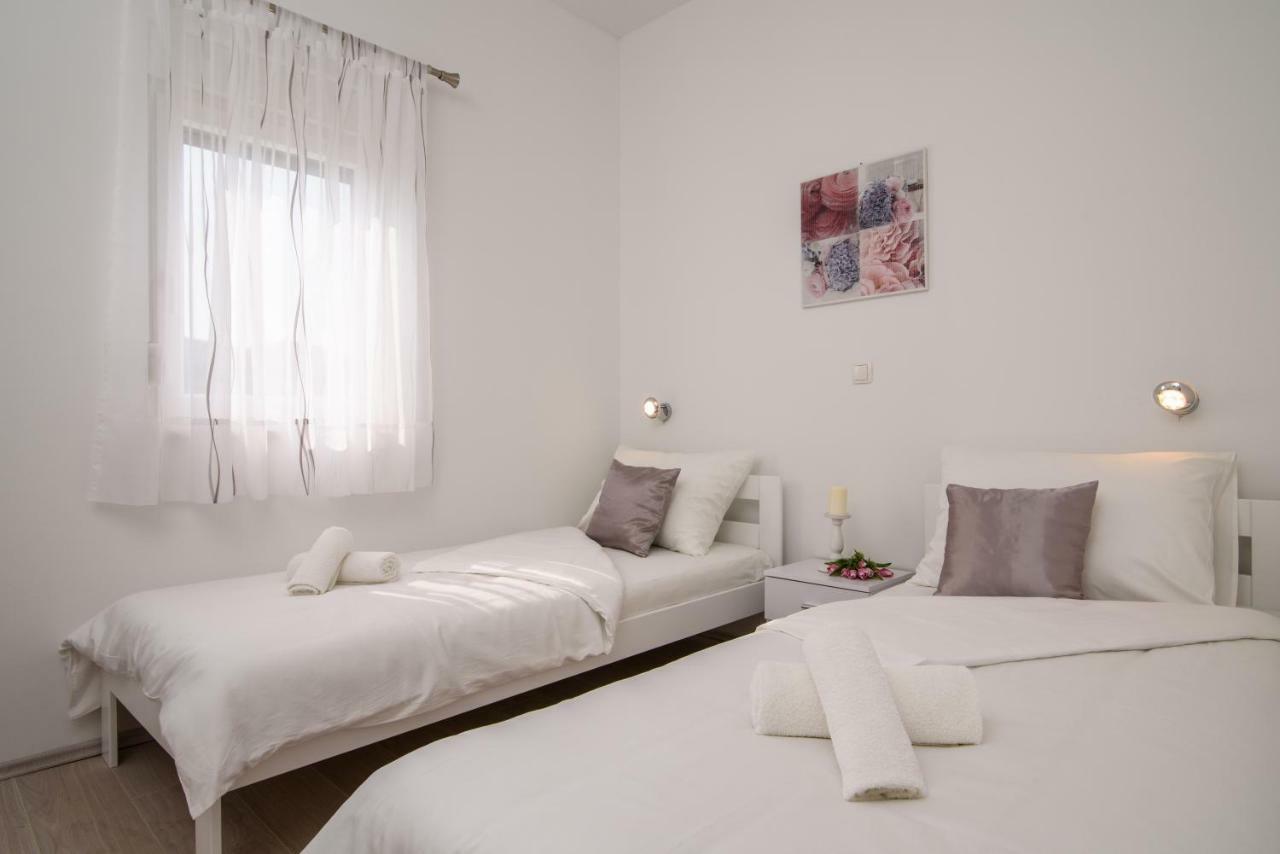 Apartmani Ville Vengo Trogir Exteriér fotografie