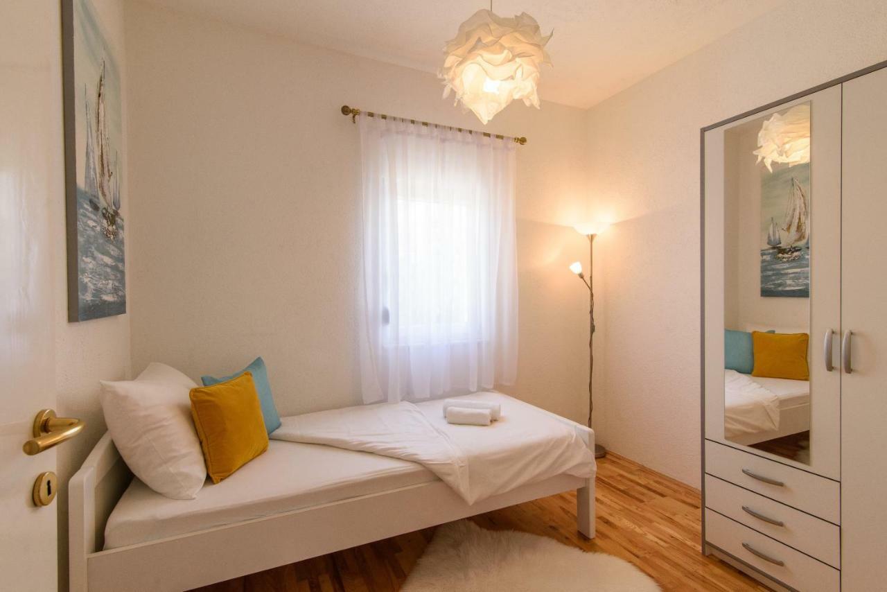 Apartmani Ville Vengo Trogir Exteriér fotografie