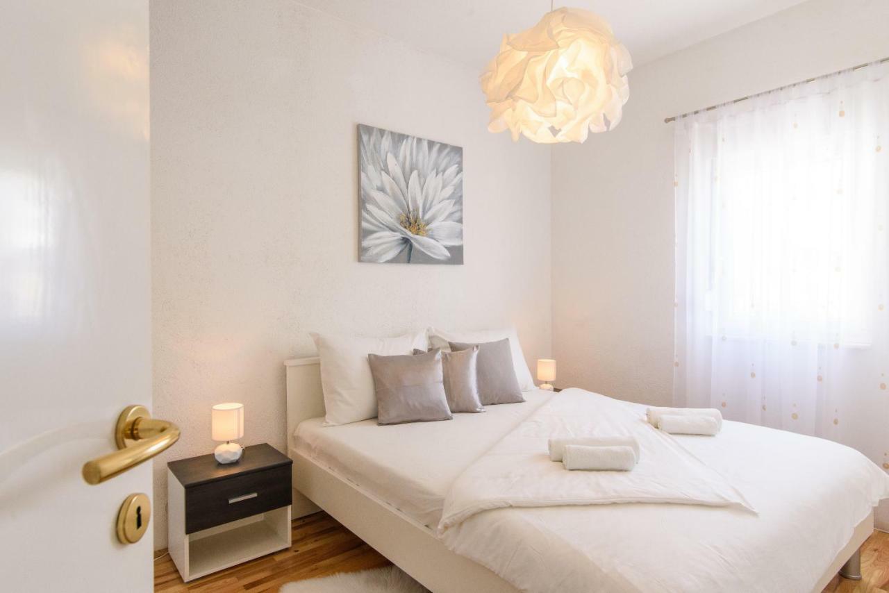 Apartmani Ville Vengo Trogir Exteriér fotografie